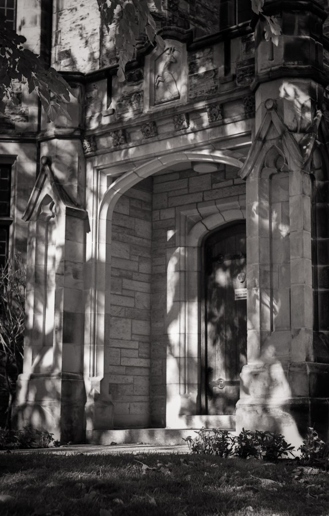 U of T014-Edit