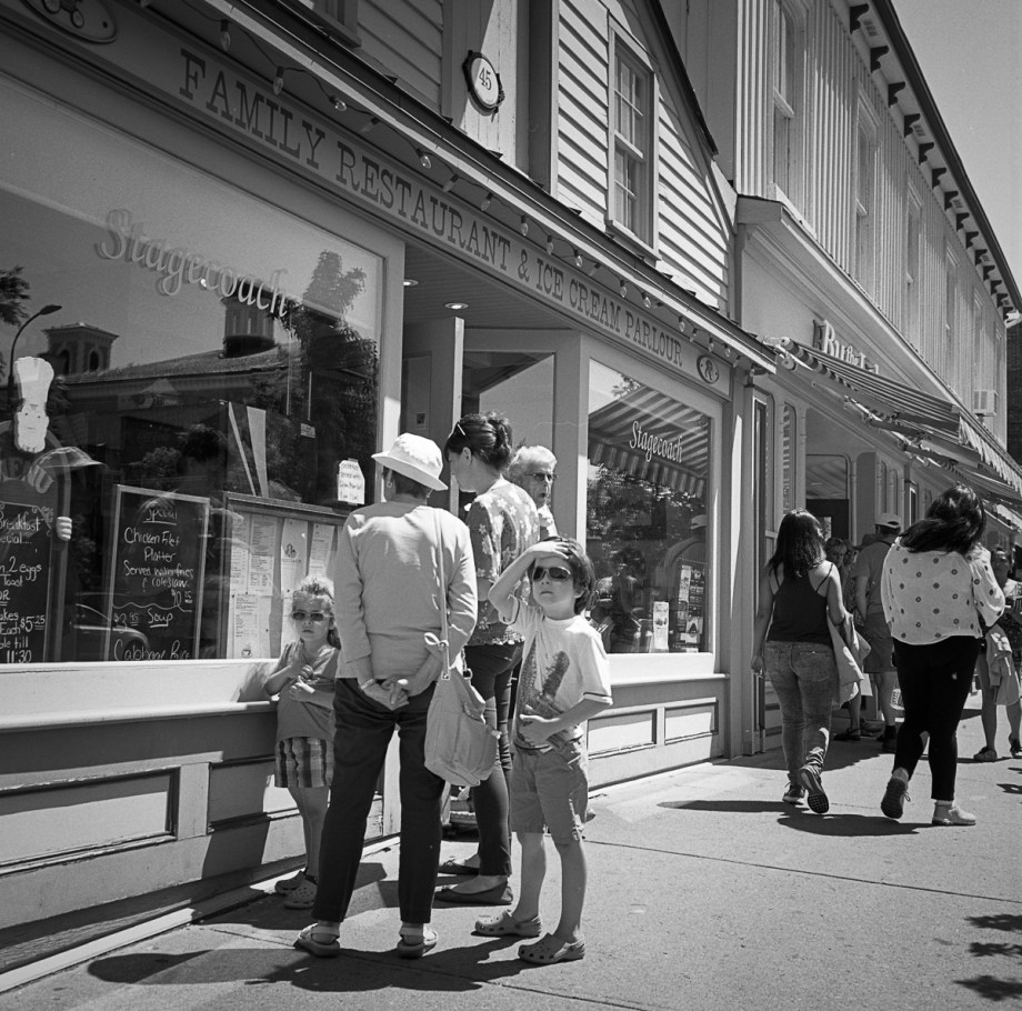 N.O.L. Rollei HP5+ 8-16008